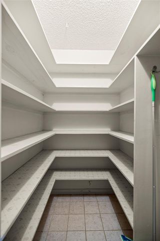 2050 SE 37TH COURT CIRCLE, Ocala, FL 34471