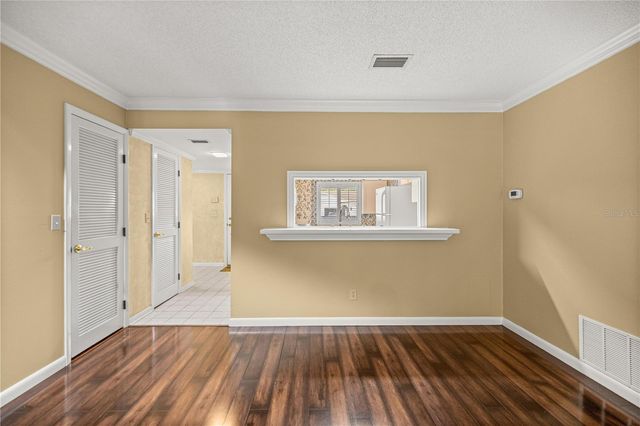 2050 SE 37TH COURT CIRCLE, Ocala, FL 34471