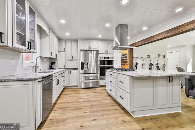 474 Marcella Avenue, Sharpsburg, GA 30277