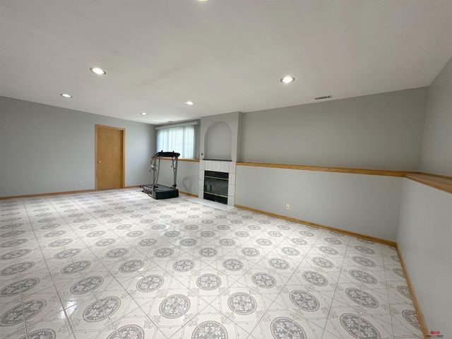 2620 Jacquelyn Drive, Lincoln, NE 68512