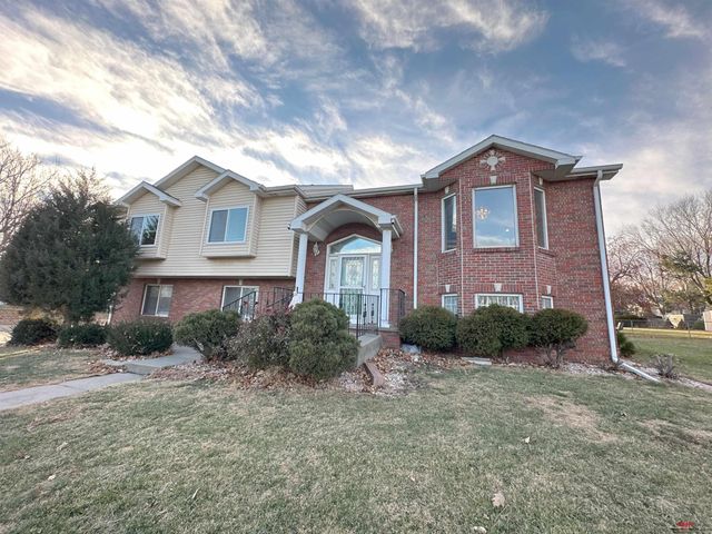2620 Jacquelyn Drive, Lincoln, NE 68512