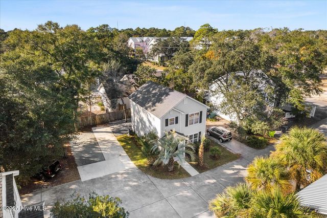 1501 Fishermans Way, Carolina Beach, NC 28428