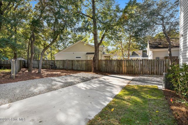 1501 Fishermans Way, Carolina Beach, NC 28428