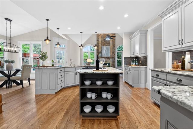 10640 N Edgewater Place, Johns Creek, GA 30097