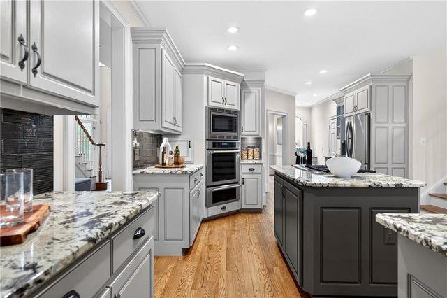 10640 N Edgewater Place, Johns Creek, GA 30097