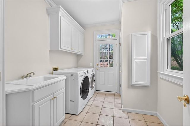 10640 N Edgewater Place, Johns Creek, GA 30097