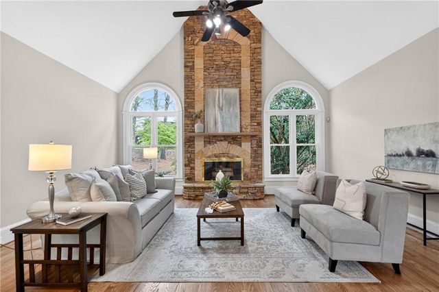 10640 N Edgewater Place, Johns Creek, GA 30097