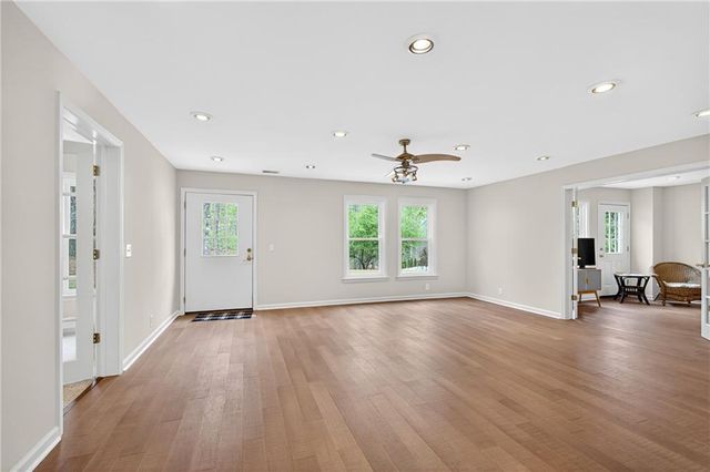 10640 N Edgewater Place, Johns Creek, GA 30097