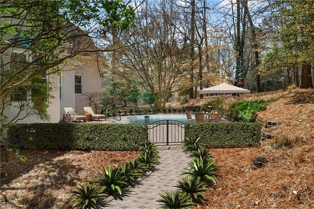 10640 N Edgewater Place, Johns Creek, GA 30097