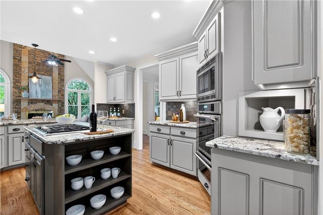 10640 N Edgewater Place, Johns Creek, GA 30097