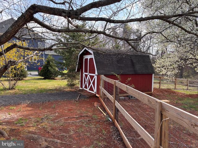 16240 LEE HWY, Gainesville, VA 20155