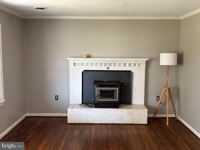 16240 LEE HWY, Gainesville, VA 20155