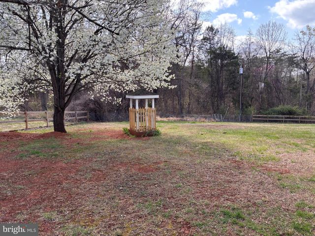 16240 LEE HWY, Gainesville, VA 20155