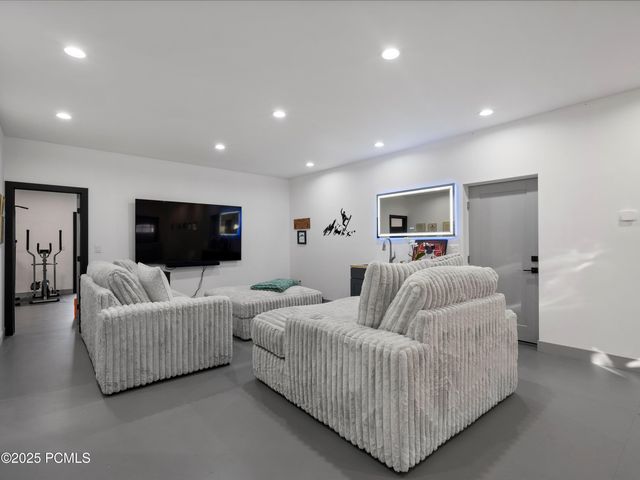 6768 Chaparral Drive, Eden, UT 84310