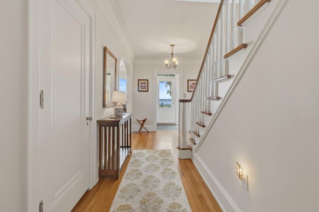 636 Ruddiman Drive, Muskegon, MI 49445