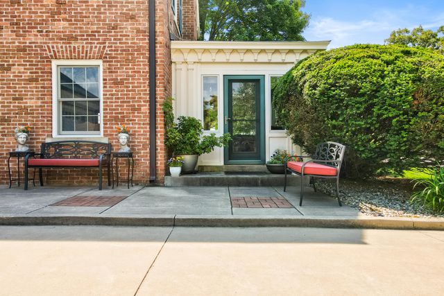 636 Ruddiman Drive, Muskegon, MI 49445