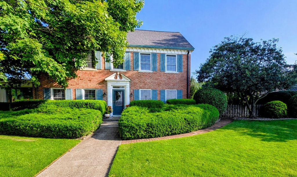 636 Ruddiman Drive, Muskegon, MI 49445