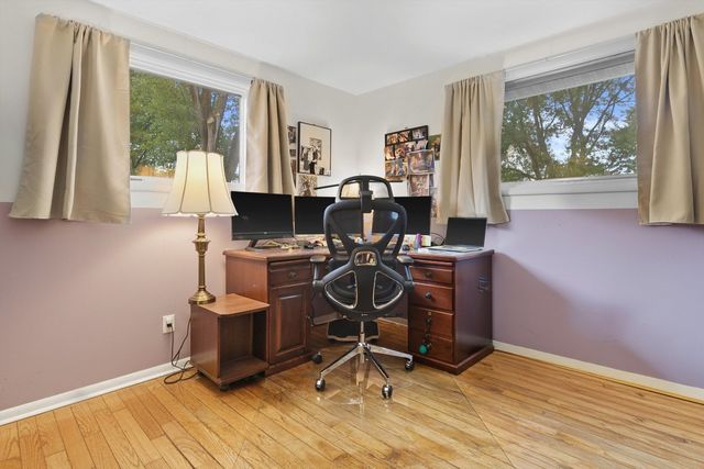 26892 N Iride Drive, Mundelein, IL 60060