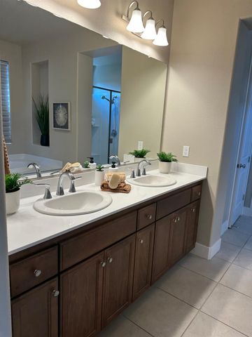 5115 Ridgevine Way, Fair Oaks, CA 95628