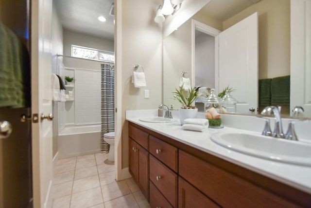 5115 Ridgevine Way, Fair Oaks, CA 95628