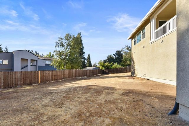 5115 Ridgevine Way, Fair Oaks, CA 95628