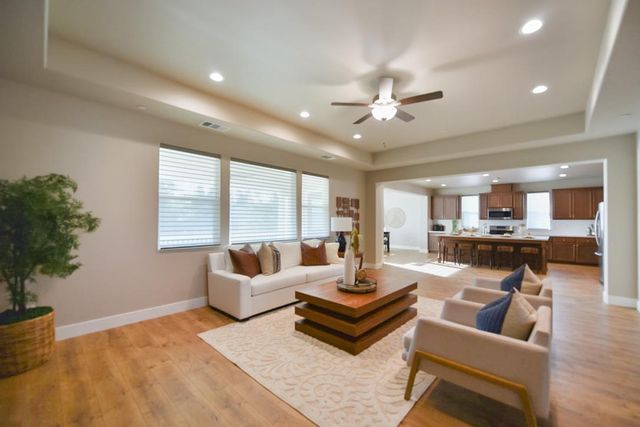 5115 Ridgevine Way, Fair Oaks, CA 95628