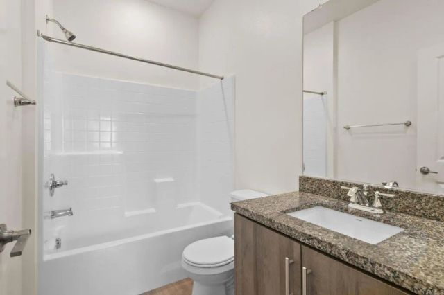 5381 Calle Rockfish 63, San Diego, CA 92154