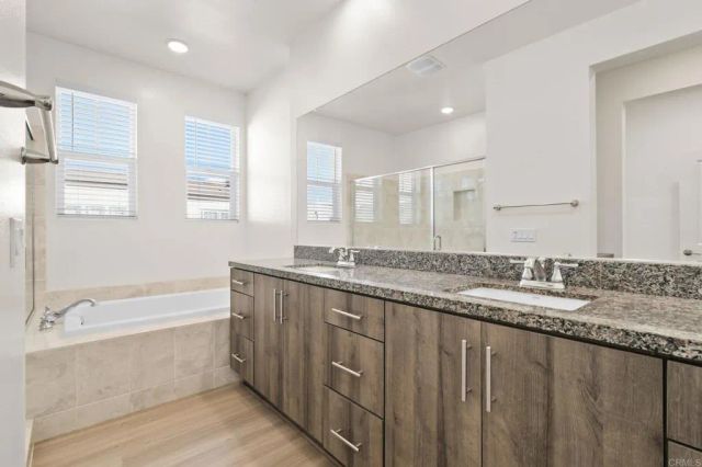 5381 Calle Rockfish 63, San Diego, CA 92154