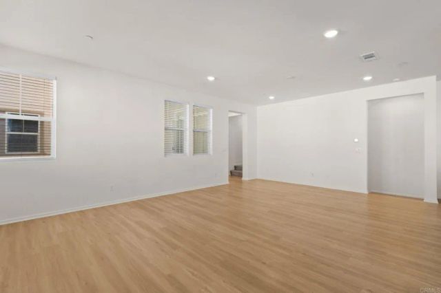 5381 Calle Rockfish 63, San Diego, CA 92154