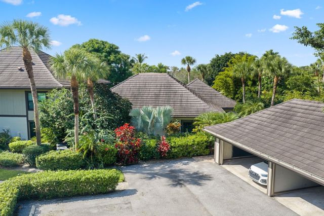2835 Polo Island Drive H104, Wellington, FL 33414