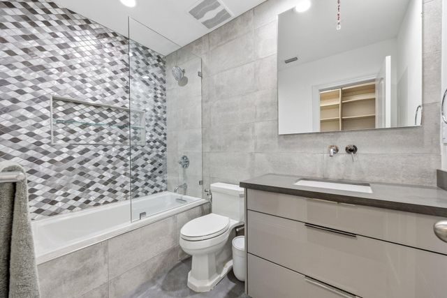 2835 Polo Island Drive H104, Wellington, FL 33414