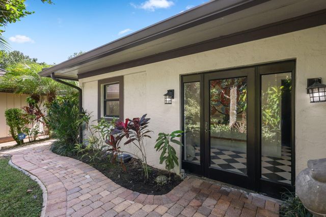 2835 Polo Island Drive H104, Wellington, FL 33414