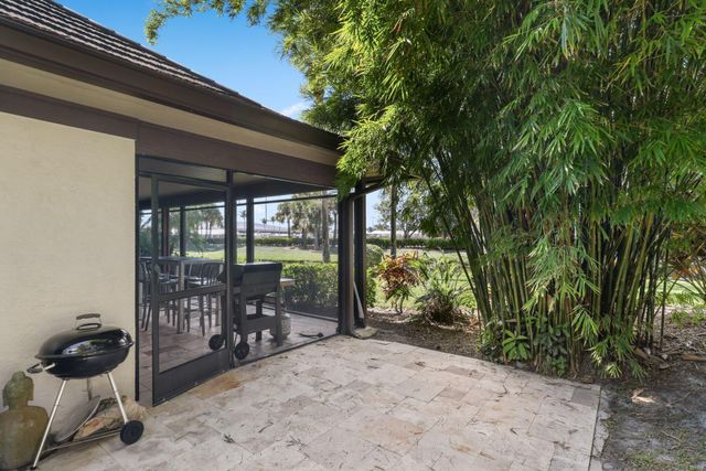 2835 Polo Island Drive H104, Wellington, FL 33414