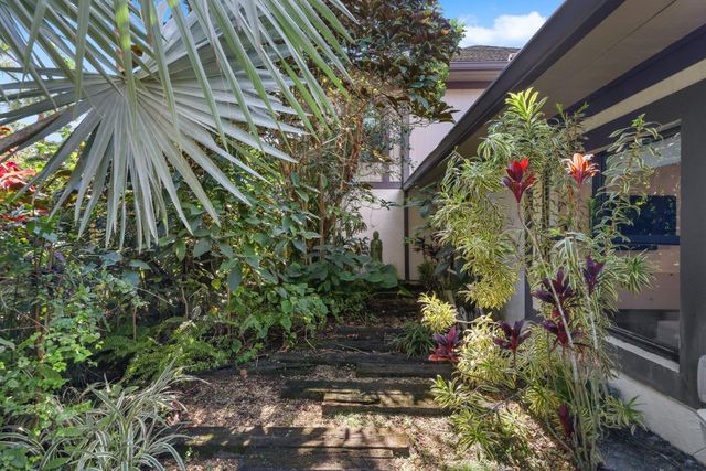 2835 Polo Island Drive H104, Wellington, FL 33414