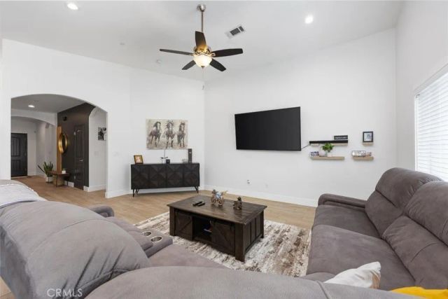 3822 Zamora, Bakersfield, CA 93306