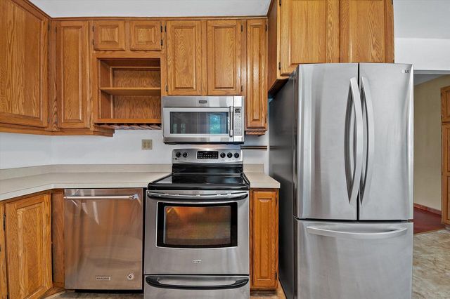 2510 Bittersweet COURT, Racine, WI 53402