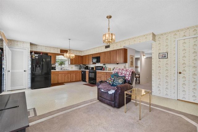 2222 AMERICUS BOULEVARD N 18, Clearwater, FL 33763