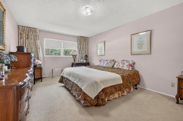 2222 AMERICUS BOULEVARD N 18, Clearwater, FL 33763