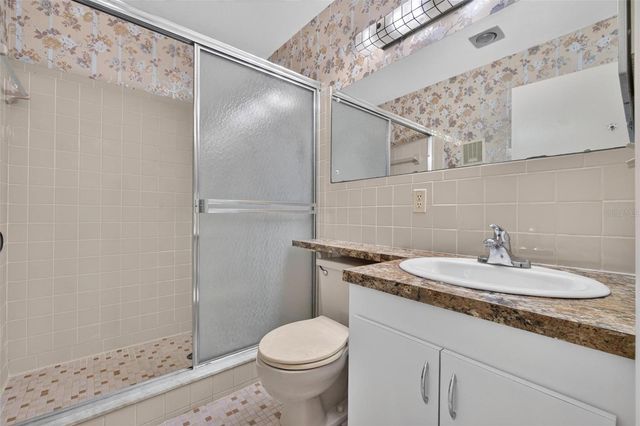 2222 AMERICUS BOULEVARD N 18, Clearwater, FL 33763