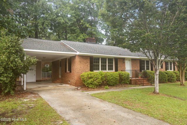 102 Adams Boulevard, Greenville, NC 27858