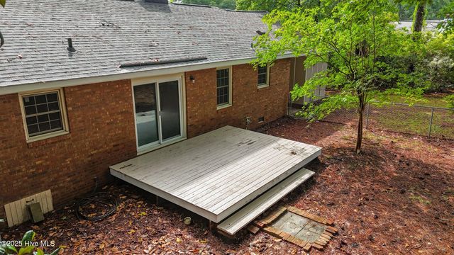 102 Adams Boulevard, Greenville, NC 27858