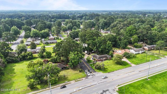 102 Adams Boulevard, Greenville, NC 27858