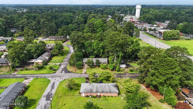 102 Adams Boulevard, Greenville, NC 27858