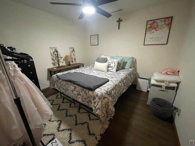 2211 Crestview Dr, Emporia, KS 66801