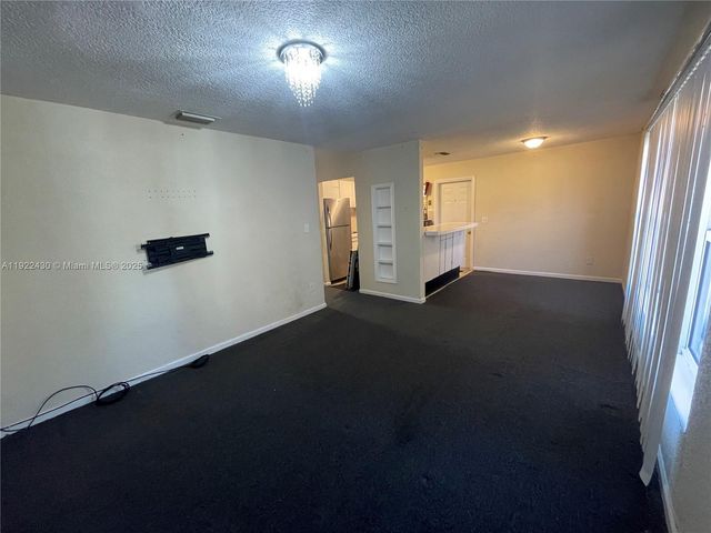 1865 NW 6th Ave 1, Pompano Beach, FL 33060