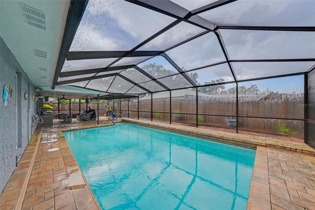 626 ROLLINGWOOD LANE, Valrico, FL 33594