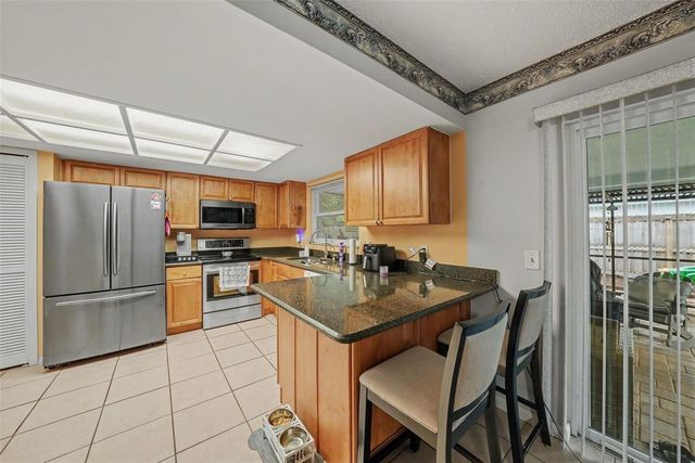 626 ROLLINGWOOD LANE, Valrico, FL 33594