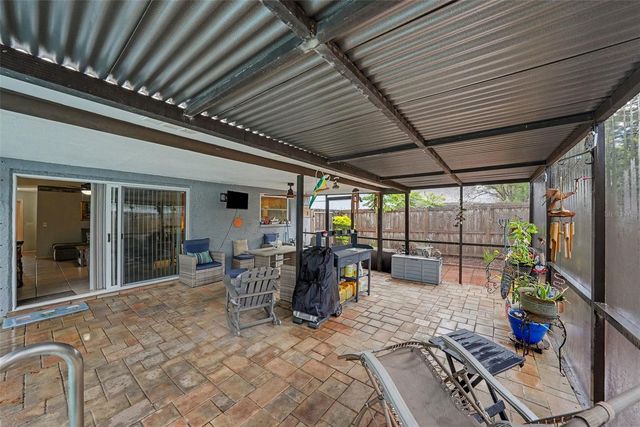 626 ROLLINGWOOD LANE, Valrico, FL 33594