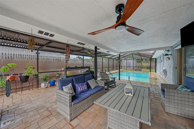 626 ROLLINGWOOD LANE, Valrico, FL 33594