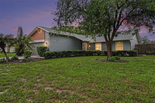 626 ROLLINGWOOD LANE, Valrico, FL 33594